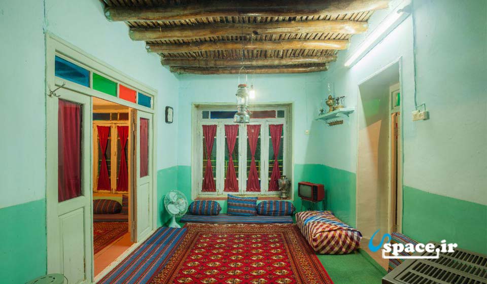 اتاق اقامتگاه بوم گردی چشمه سبز - مشهد -  گلمکان